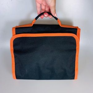 Hanging Wire/Charger/Electronic Folding Organizer